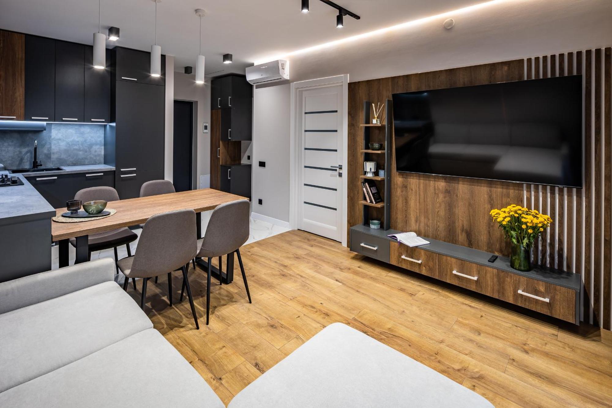 Avalon Premium Two Bedrooms Apartment Lviv Bagian luar foto